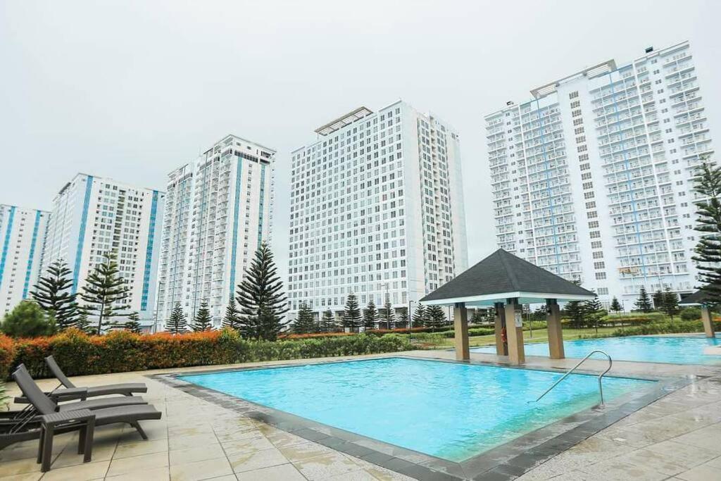 A2J Executive Studio Suite Near Skyranch & Malls Tagaytay 大雅台 外观 照片